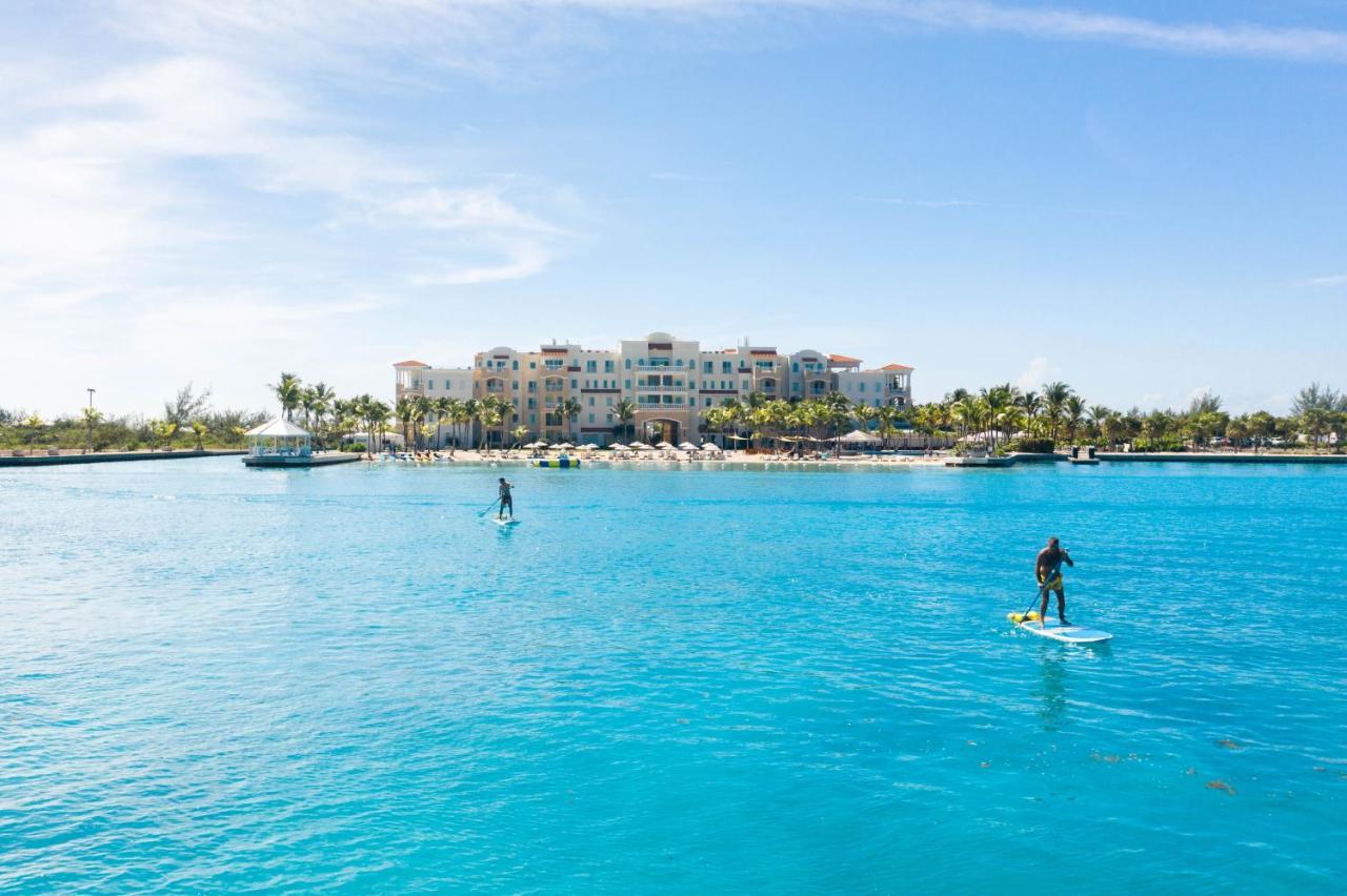Blue Haven Resort Grace Bay Buitenkant foto