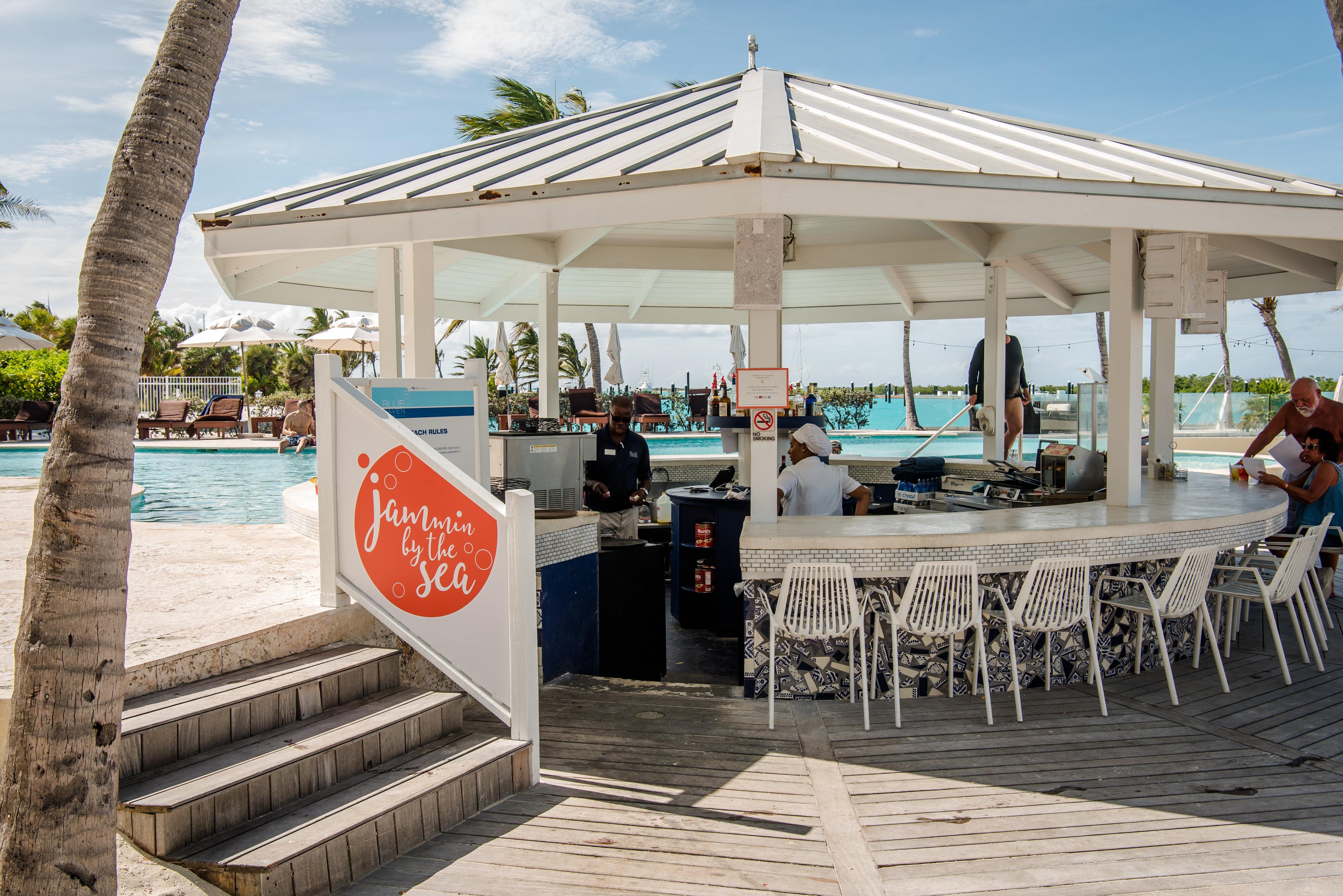 Blue Haven Resort Grace Bay Buitenkant foto