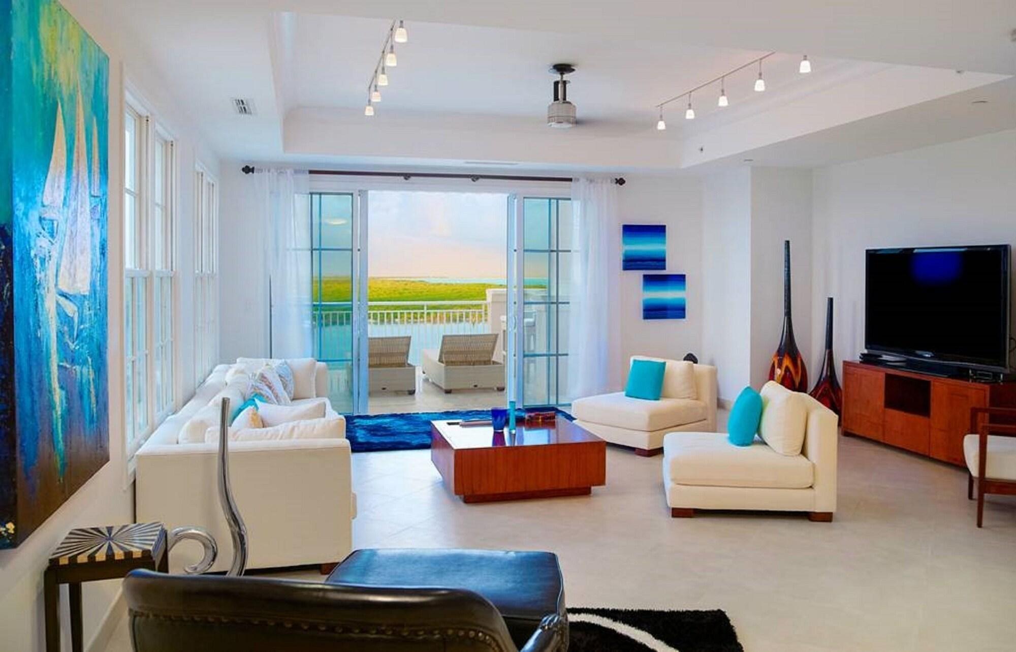 Blue Haven Resort Grace Bay Buitenkant foto