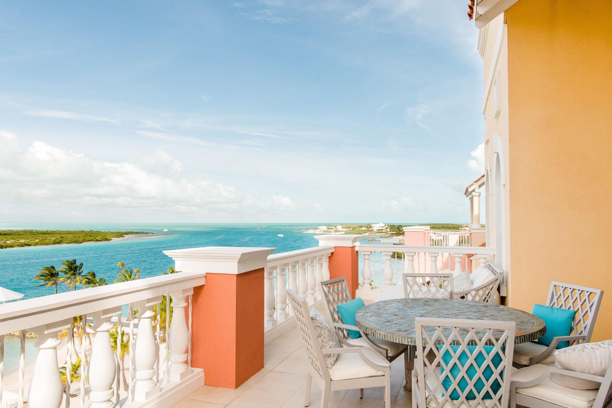 Blue Haven Resort Grace Bay Buitenkant foto