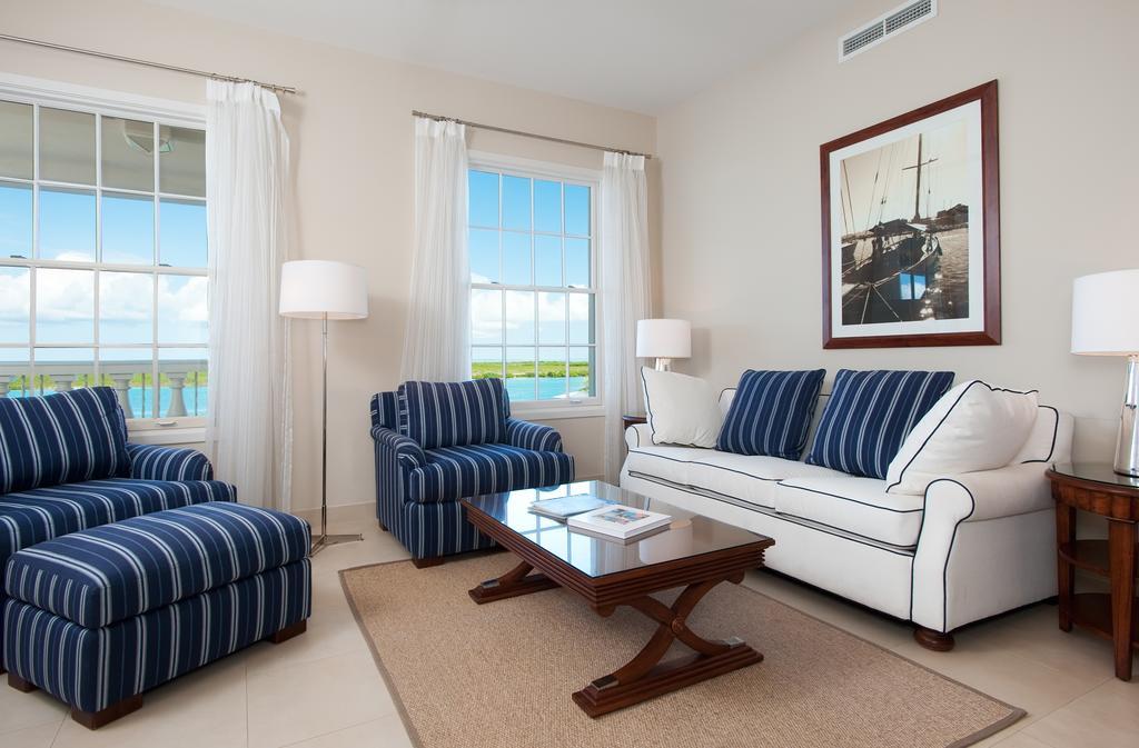 Blue Haven Resort Grace Bay Buitenkant foto